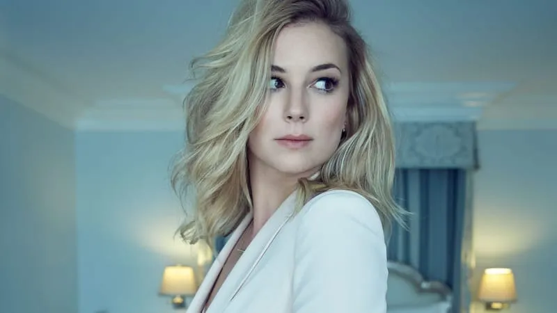 Emily VanCamp Theme Preview Image