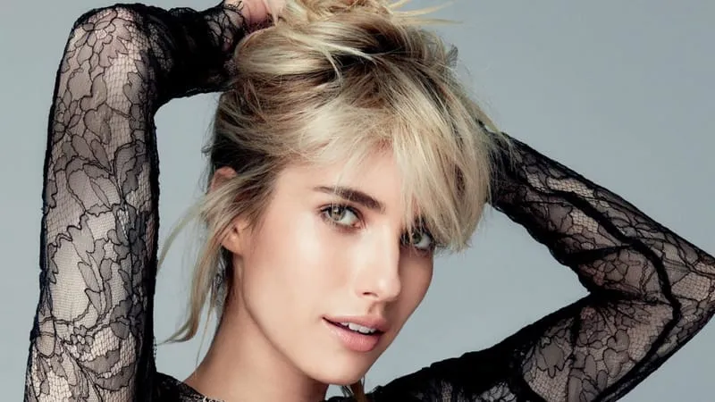 Emma Roberts Theme Preview Image