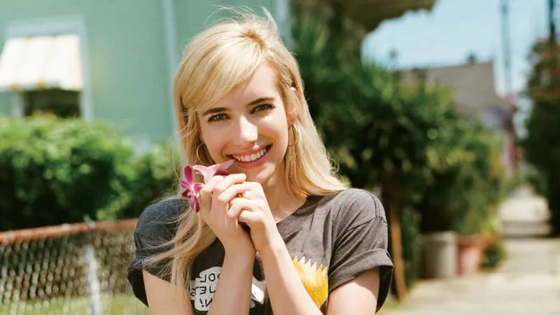 Emma Roberts Theme Preview Image