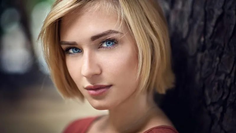 Eva Mikulski Theme Preview Image