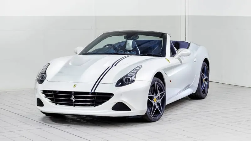 Ferrari California T Theme Preview Image