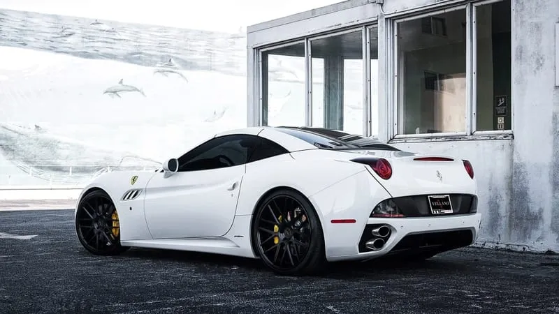 Ferrari California Theme Preview Image