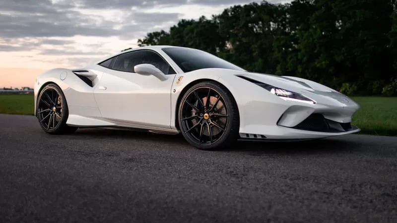 Ferrari F8 Tributo Theme Preview Image