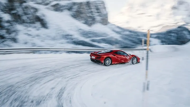 Ferrari F8 Tributo Theme Preview Image