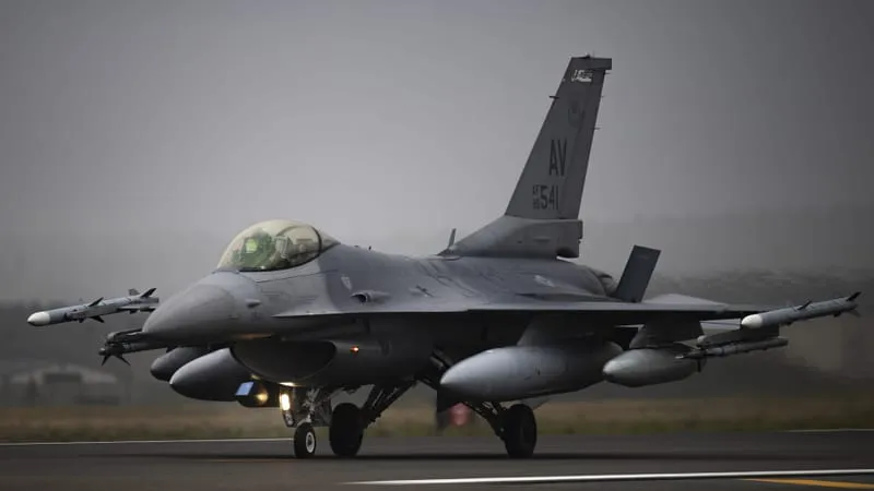 General Dynamics F16 Fighting Falcon Theme Preview Image