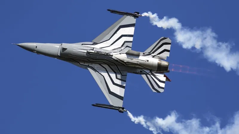 General Dynamics F16 Fighting Falcon Theme Preview Image