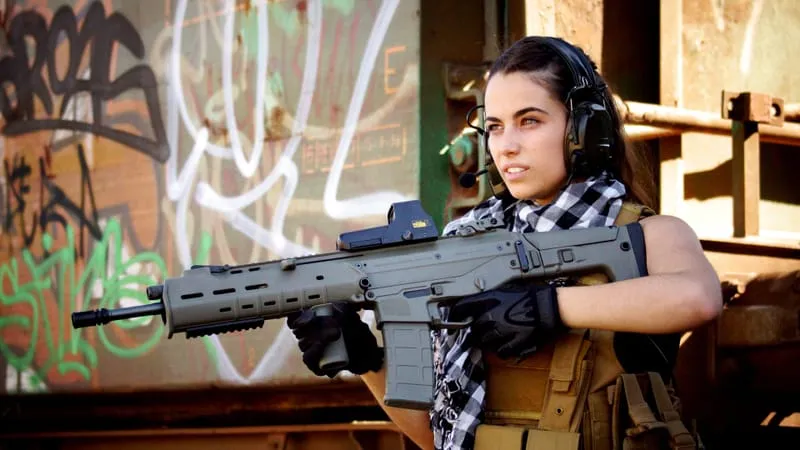 Girls Guns Theme Preview Image