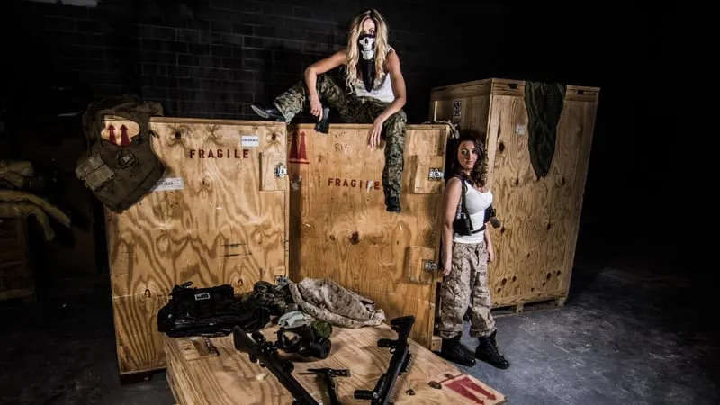 Girls Guns Theme Preview Image