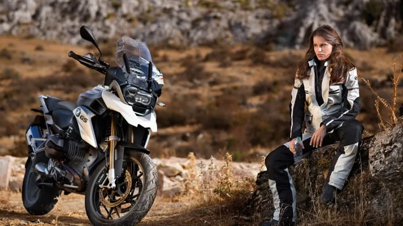 Girls & Motorcycles Theme Preview Image