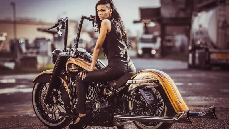 Girls & Motorcycles Theme Preview Image