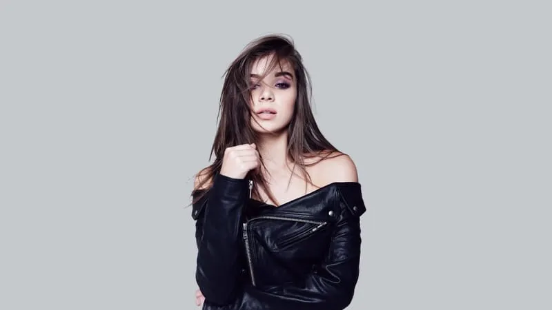 Hailee Steinfeld Theme Preview Image
