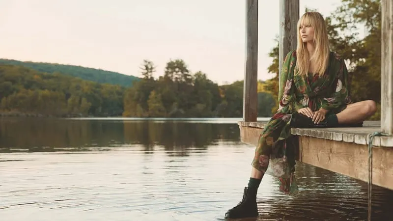 Hailey Baldwin Theme Preview Image