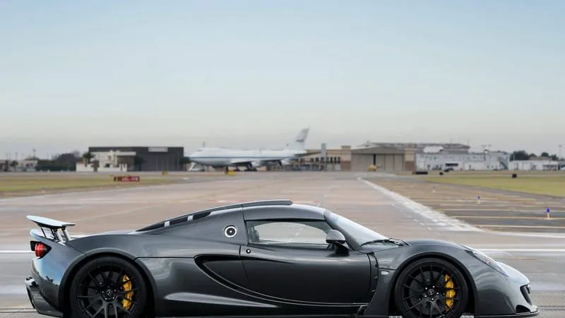 Hennessey Venom GT Theme Preview Image