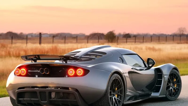 Hennessey Venom GT Theme Preview Image