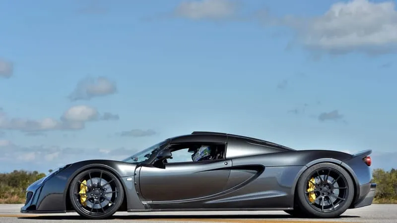 Hennessey Venom GT Theme Preview Image