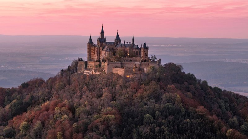 Hohenzollern Castle Theme Preview Image