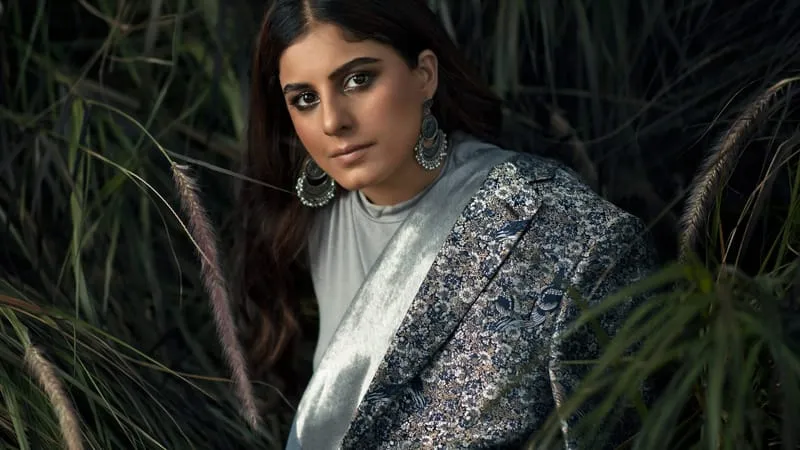 Isha Talwar Theme Preview Image