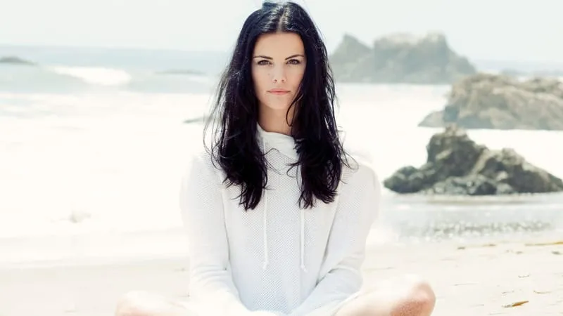 Jaimie Alexander Theme Preview Image