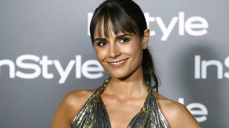 Jordana Brewster Theme Preview Image