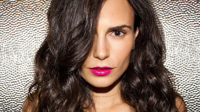 Jordana Brewster Theme Preview Image