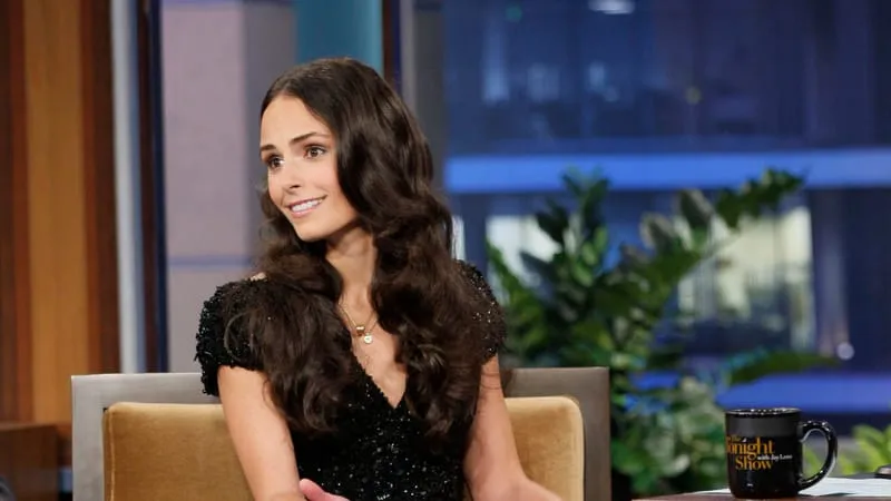 Jordana Brewster Theme Preview Image