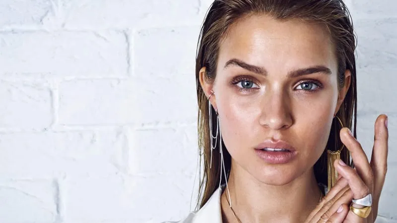 Josephine Skriver Theme Preview Image