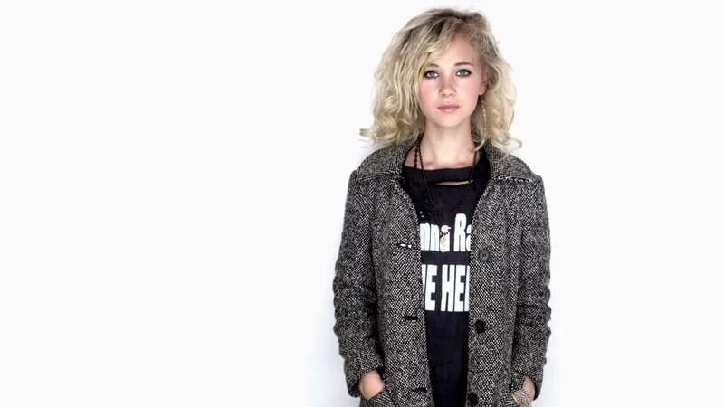 Juno Temple Theme Preview Image