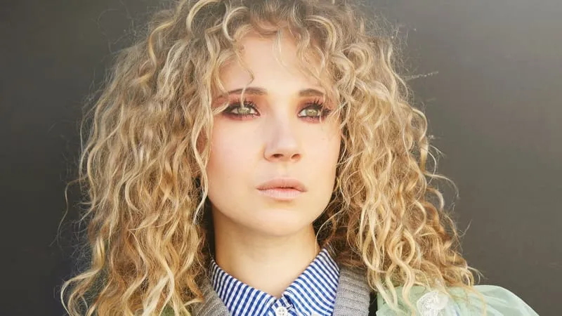 Juno Temple Theme Preview Image