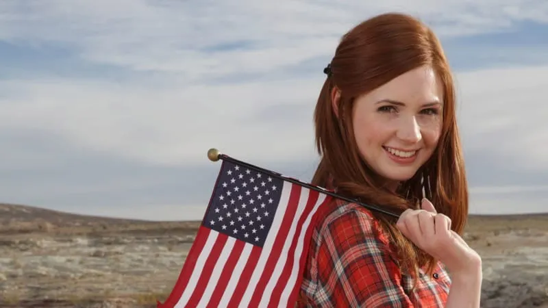 Karen Gillan Theme Preview Image