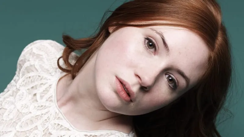 Karen Gillan Theme Preview Image