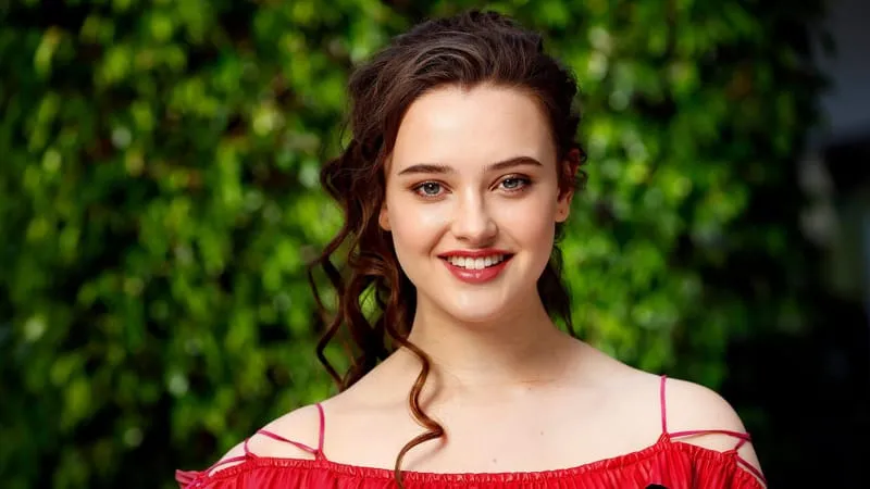 Katherine Langford Theme Preview Image