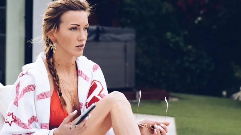 Katie Cassidy Theme Preview Image