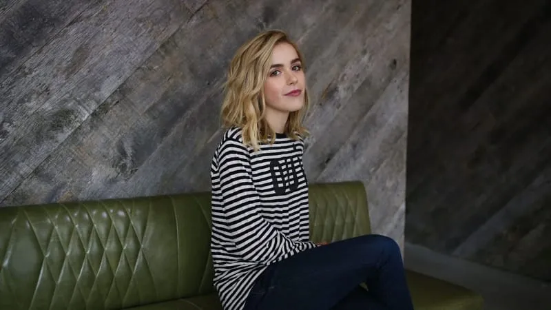 Kiernan Shipka Theme Preview Image