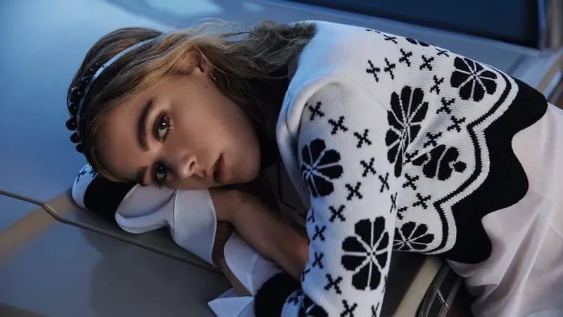 Kiernan Shipka Theme Preview Image