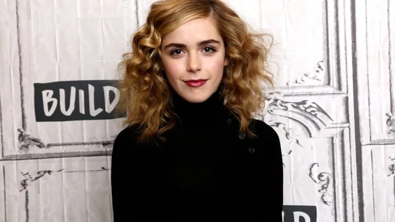 Kiernan Shipka Theme Preview Image