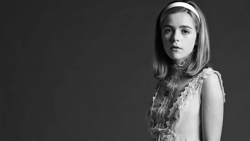 Kiernan Shipka Theme Preview Image