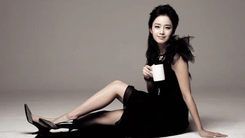 Kim Tae Hee Theme Preview Image