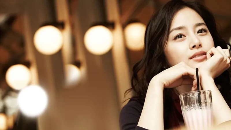 Kim Tae Hee Theme Preview Image