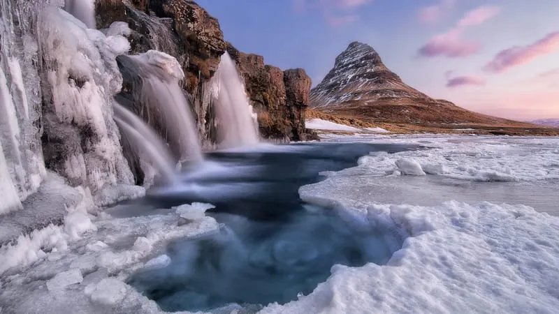 Kirkjufell Theme Preview Image