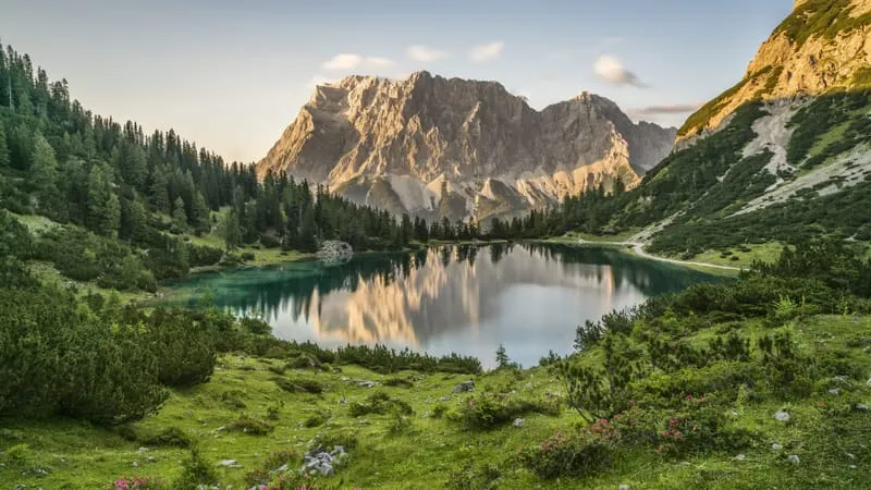 Lake Theme Preview Image