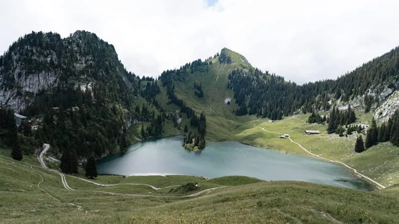 Lake Theme Preview Image