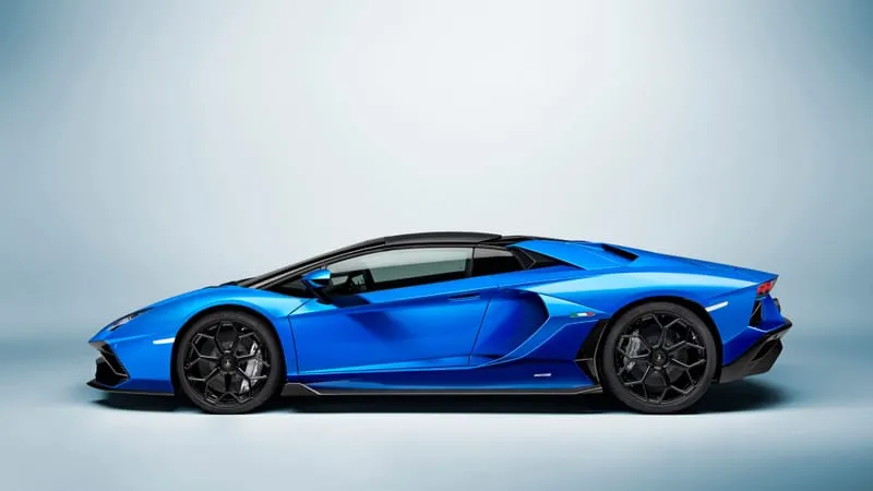 Lamborghini Aventador LP780-4 Ultimate Theme Preview Image