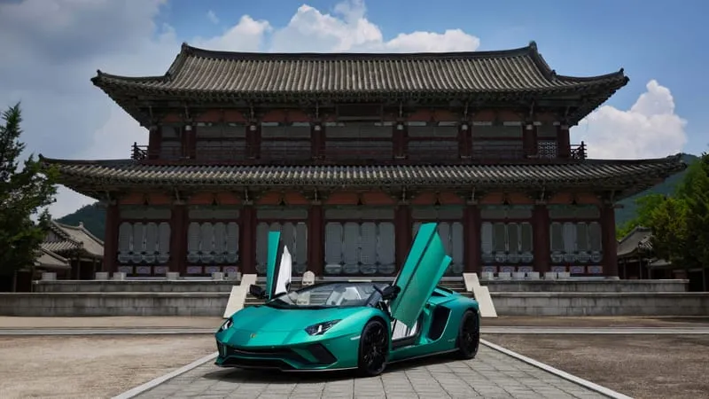 Lamborghini Aventador Theme Preview Image