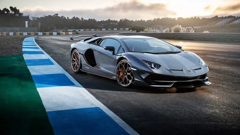 Lamborghini Aventador SVJ Theme Preview Image