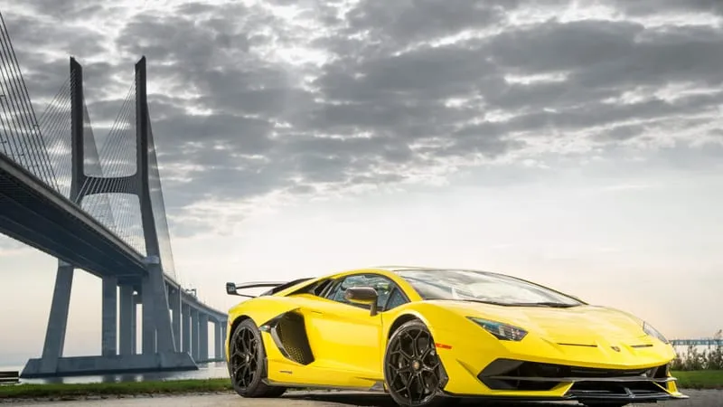 Lamborghini Aventador SVJ Theme Preview Image