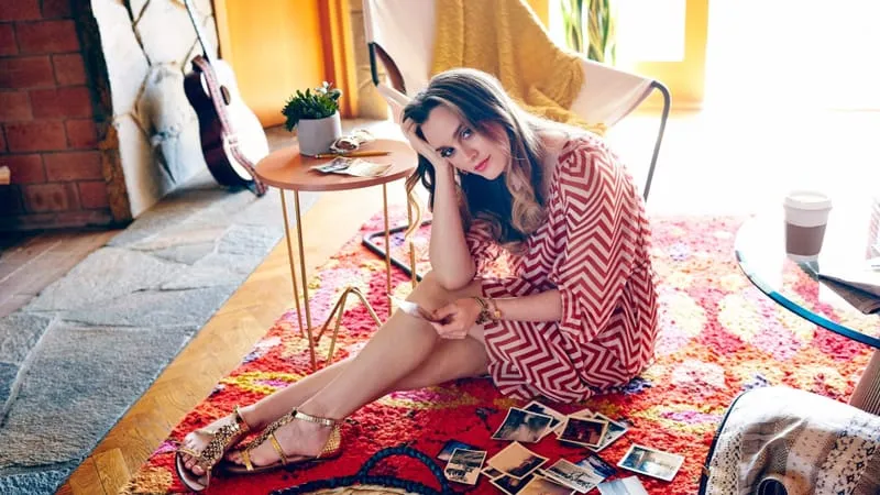 Leighton Meester Theme Preview Image