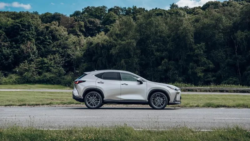 Lexus NX 350 Theme Preview Image