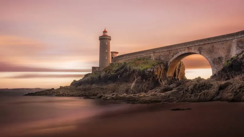 Lighthouse Theme Preview Image