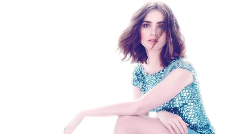 Lily Collins Theme Preview Image