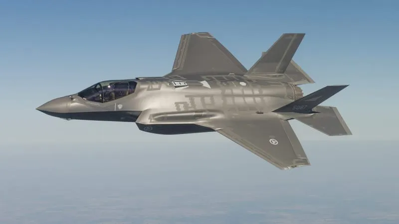Lockheed Martin F35 Lightning II Theme Preview Image